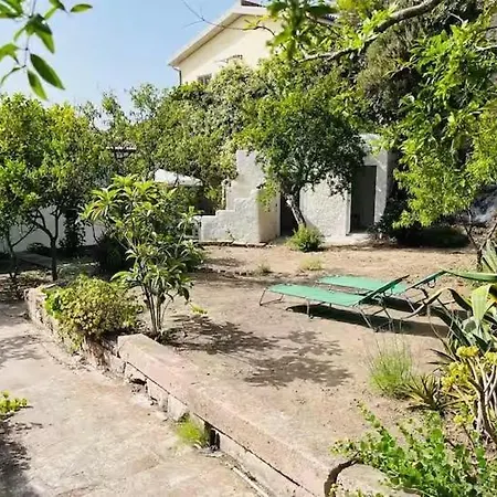 With Beautiful Private Garden & Breathtaking Sea View Porto Alabe