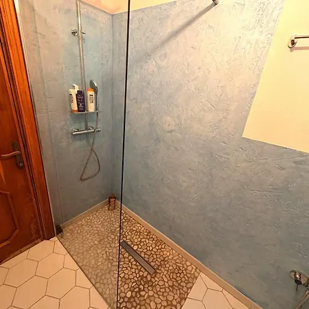 With Beautiful Private Garden & Breathtaking Sea View Daire Porto Alabe