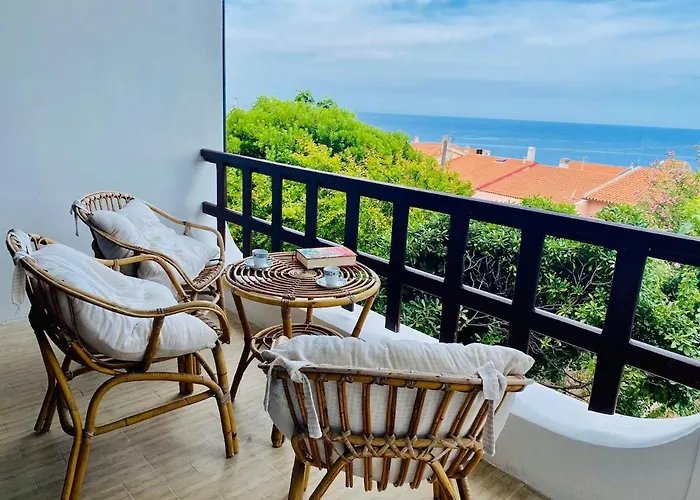 Apartment Villa With Beautiful Private Garden & Breathtaking Sea View Porto Alabe
