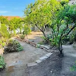 Apartamento With Beautiful Private Garden & Breathtaking Sea View