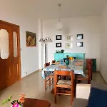 Apartamento With Beautiful Private Garden & Breathtaking Sea View