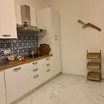 With Beautiful Private Garden & Breathtaking Sea View Apartamento