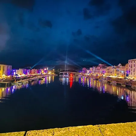 With Beautiful Private Garden & Breathtaking Sea View