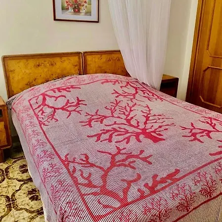 With Beautiful Private Garden & Breathtaking Sea View Apartment Porto Alabe