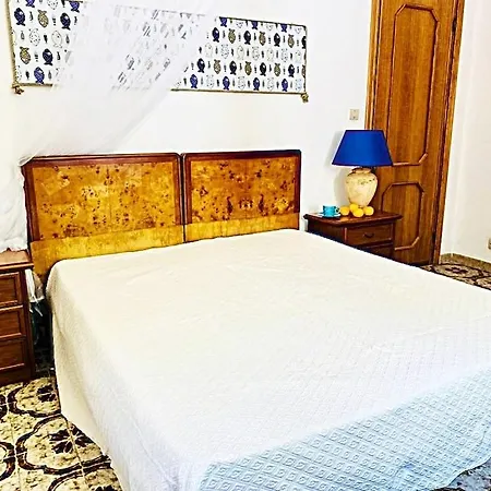Apartment With Beautiful Private Garden & Breathtaking Sea View Porto Alabe