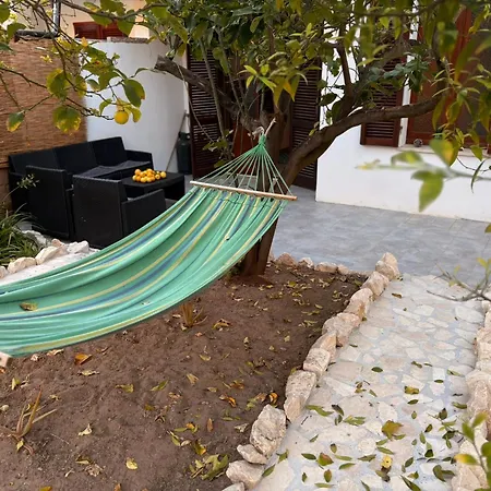 With Beautiful Private Garden & Breathtaking Sea View * Porto Alabe