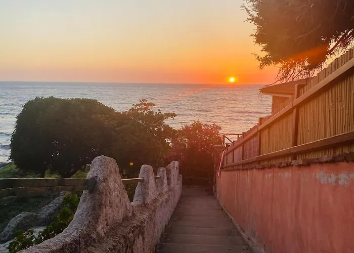 With Beautiful Private Garden & Breathtaking Sea View Apartamento *