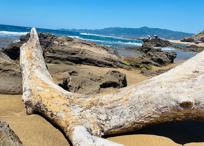 With Beautiful Private Garden & Breathtaking Sea View * Porto Alabe