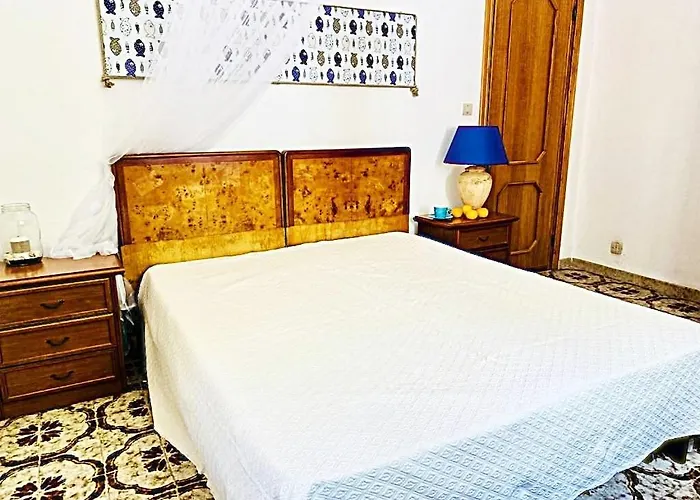 Apartman Villa With Beautiful Private Garden & Breathtaking Sea View Porto Alabe