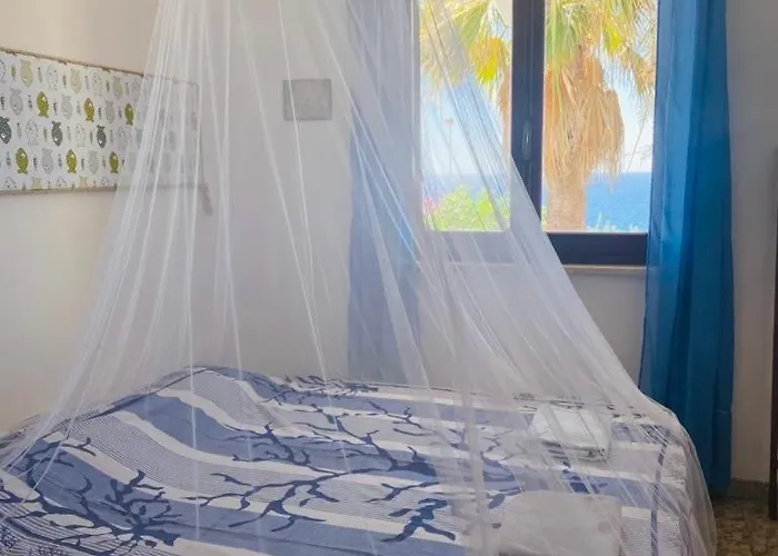 With Beautiful Private Garden & Breathtaking Sea View * Porto Alabe